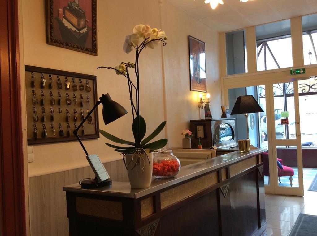 Hotel De La Paix 리모주 외부 사진