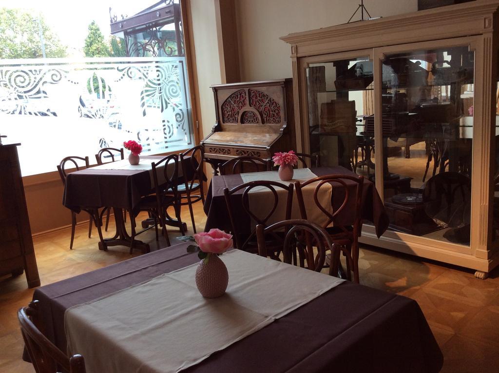 Hotel De La Paix 리모주 외부 사진