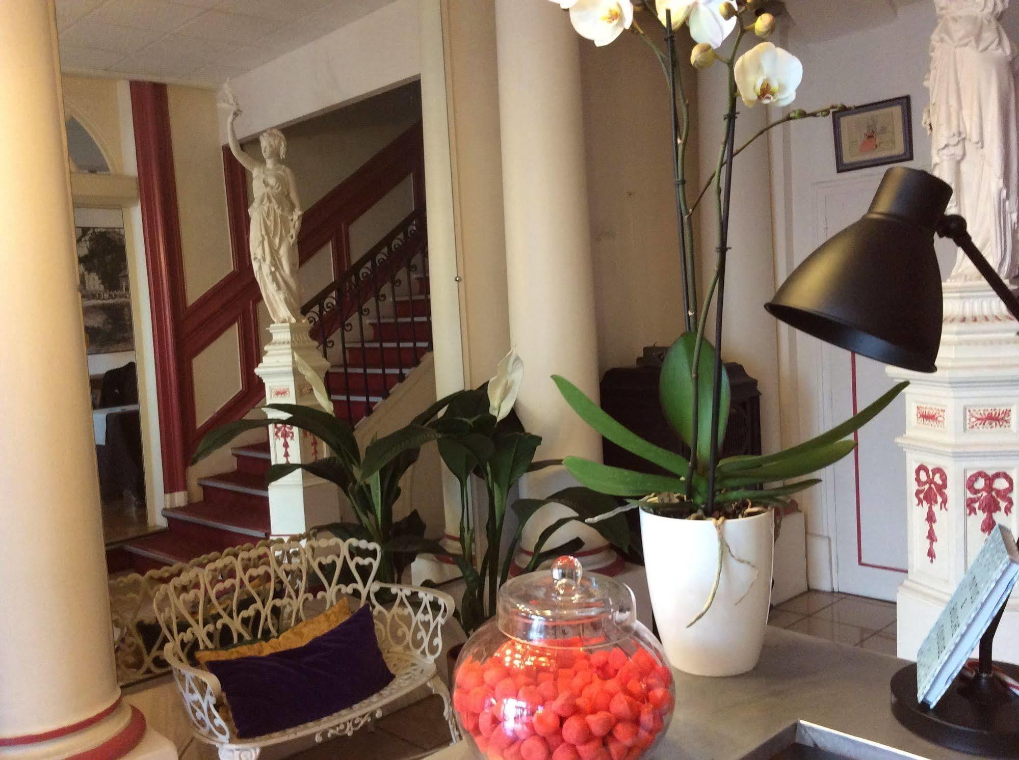 Hotel De La Paix 리모주 외부 사진